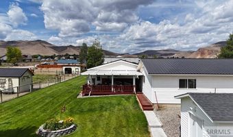 230 Redbird Ln, Challis, ID 83226