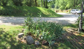 32 CRESCENT LAKE Lk, Alpha, IL 61413