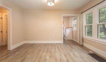 1007 Douglas St, Alexandria, MN 56308