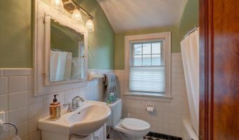 418 N Sherman Ave, Madison, WI 53704