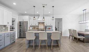 4161 Hampton Dr, Benton, AR 72019
