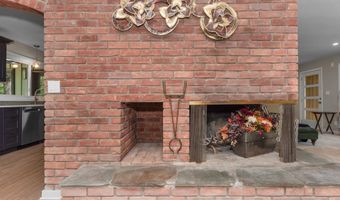 3446 Charing Cross Rd, Ann Arbor, MI 48108