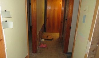 45 Pine Island Ave, Berlin, NH 03570