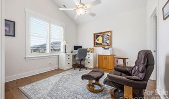 2 Lifestyle Ct, Arden, NC 28704