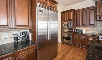 1059 E Paces Ln NE, Atlanta, GA 30326