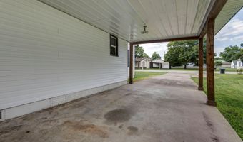 311 W Pleasant St, Aurora, MO 65605