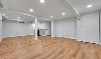 110 Herald Ave, Bridgeport, CT 06606