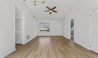 545 Roberts Rd, Athens, GA 30606