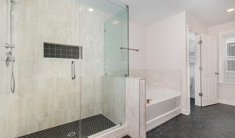 311 Horseshoe Pl, Angier, NC 27501