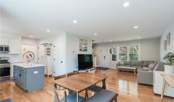 100 E View Ave, Cranston, RI 02920