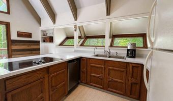 9503 N Smedley Rd, Bloomingdale, IN 47832