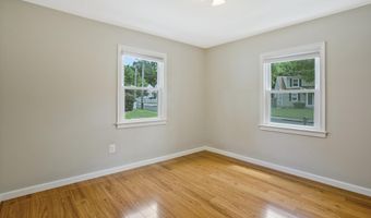 6024 RIXEY Dr, Alexandria, VA 22303