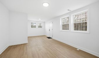 2016 32ND St SE, Washington, DC 20020