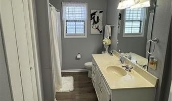 136 ROSE St, Belle Rose, LA 70341