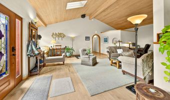 2026 Ashland Mine Rd, Ashland, OR 97520