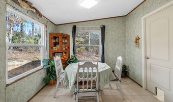 197 Old Homestead Rd, Big Sandy, TN 38221