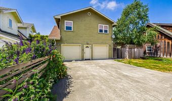 2966 Janes Creek Dr, Arcata, CA 95521