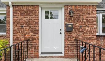 36 Deerfield St, Bergenfield, NJ 07621