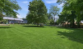 40 Bayview Ave, Amityville, NY 11701