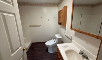 5390 Savannah Dr, Ashtabula, OH 44004