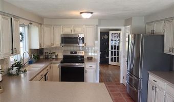 54 Sefton Dr, Bristol, RI 02809