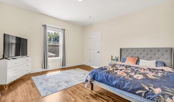 19 Lester St, Ansonia, CT 06401