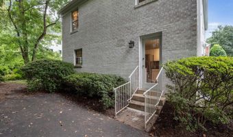 7721 MARYKNOLL Ave, Bethesda, MD 20817