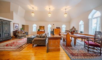 48 Old Searsport Ave, Belfast, ME 04915