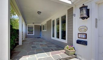 172 Eustis Ave, Newport, RI 02840
