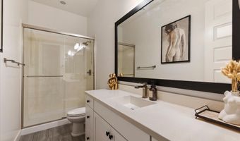 2080 E AQUARIUS Pl, Chandler, AZ 85249