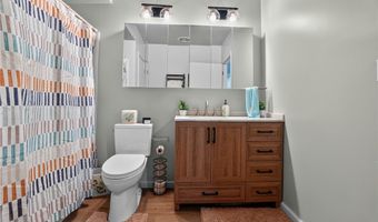 6784 Grandview Dr, Andover, OH 44003