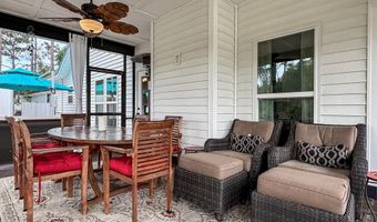 242 15th St, Apalachicola, FL 32320