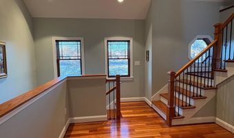 2445 S KENWOOD St, Arlington, VA 22206