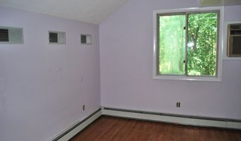 43 Camelot Dr, Bedford, NH 03110