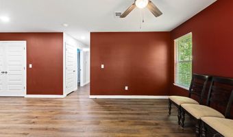 10 Middleton Ln, Atmore, AL 36502