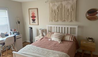 732 N OAKLAND St, Arlington, VA 22203