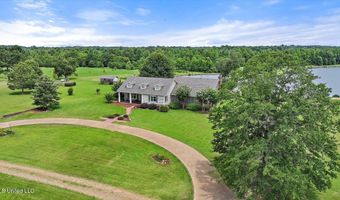 499 Breakwater Dr, Benton, MS 39039