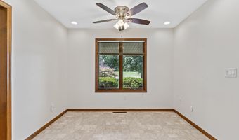 1965 W Cardinal Ln, Aurora, MO 65605