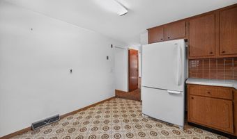 1 Ridgeway Ave, Billerica, MA 01821