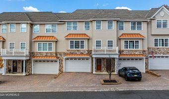 47 White Oak Ln, Aberdeen, NJ 07747