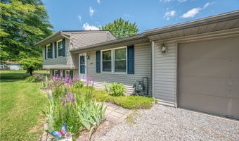 6142 Fairview Rd, Austintown, OH 44515