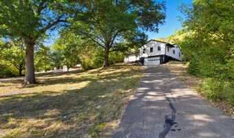 12 Mcguffey Ln, Athens, OH 45701