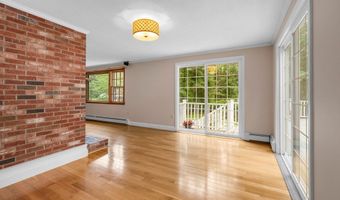11 Farrwood Dr, Andover, MA 01810