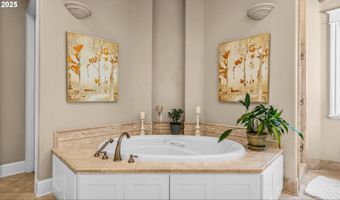 4075 NW CAMALA Dr, Albany, OR 97321