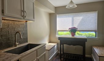 54 Deer Run 54, Bethel, CT 06801