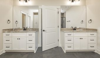 100 Michael Dr, Beebe, AR 72012