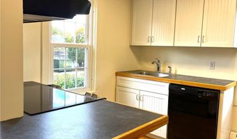 44 Phillips St 1L, North Kingstown, RI 02852