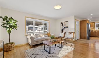 77 Buttonwood Dr, Brattleboro, VT 05301