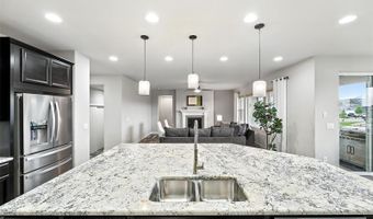18541 W 93rd Pl, Arvada, CO 80007