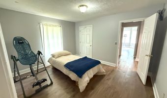 60015 Stagecoach Dr, Amory, MS 38821
